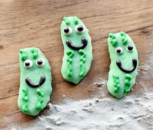 Mini Tickle my Pickle dog treats