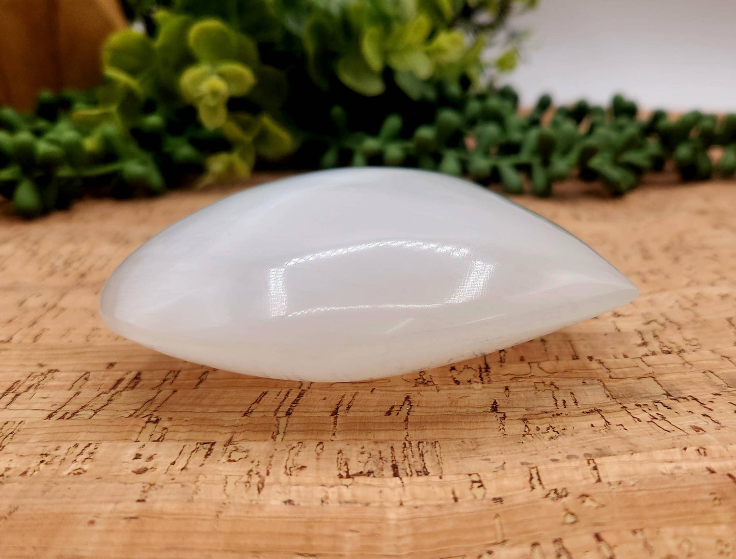 Selenite Plain Puffy Heart Approx. (10 x 2.5cm) Cleansing