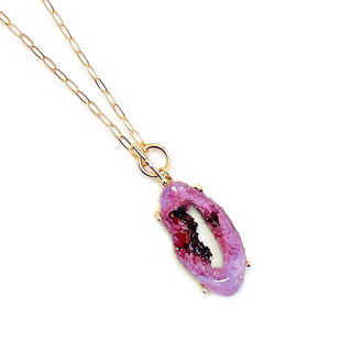 StarryNYC - Resin Agate Teardrop Pendant Toggle Chain Necklace : Black Lace