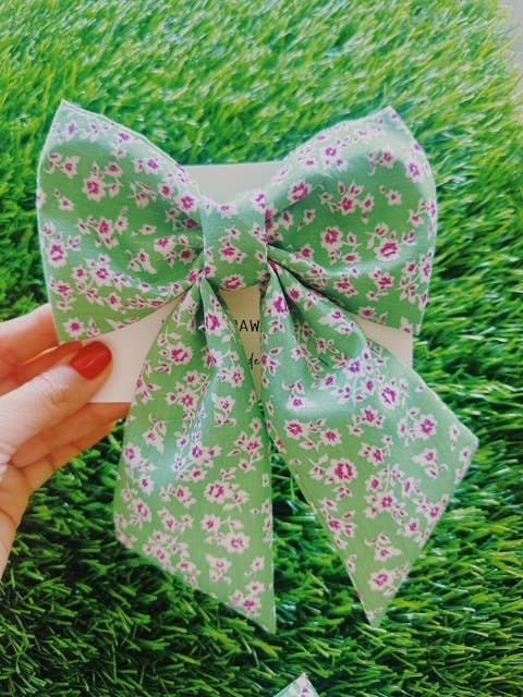 Floral meadow spring bow for dogs: Girls ( sailor bow )