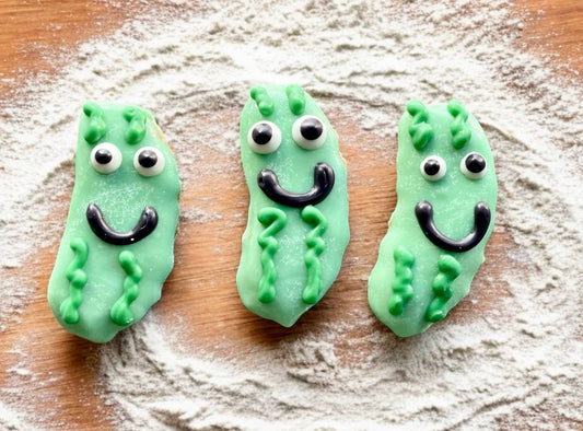 Mini Tickle my Pickle dog treats