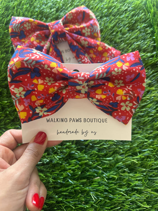 Red and blue floral bow for dogs: Boys (bowtie)